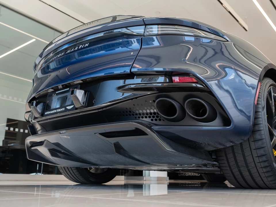 2019 Aston Martin DBS Superleggera - Image 30 of 31