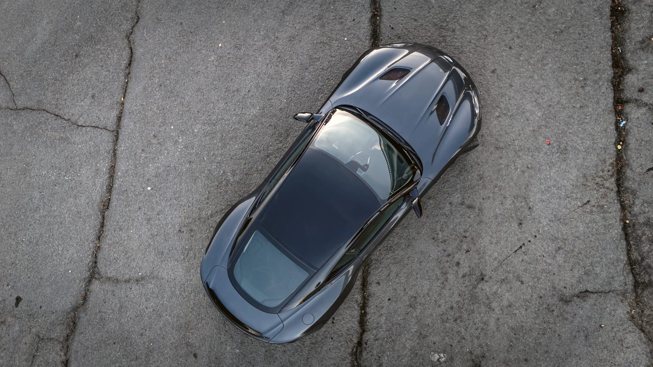 2019 Aston Martin DBS Superleggera - Image 23 of 31