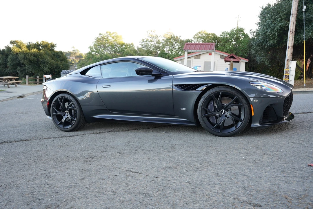 2019 Aston Martin DBS Superleggera - Image 31 of 31