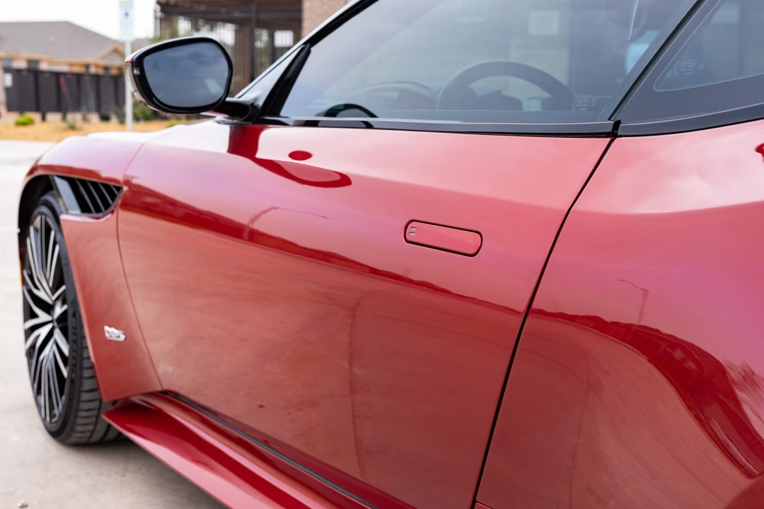 2019 Aston Martin DBS Superleggera - Image 25 of 31