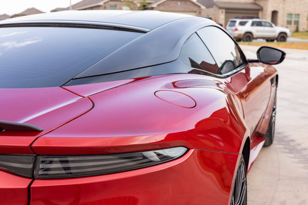 2019 Aston Martin DBS Superleggera - Image 31 of 31