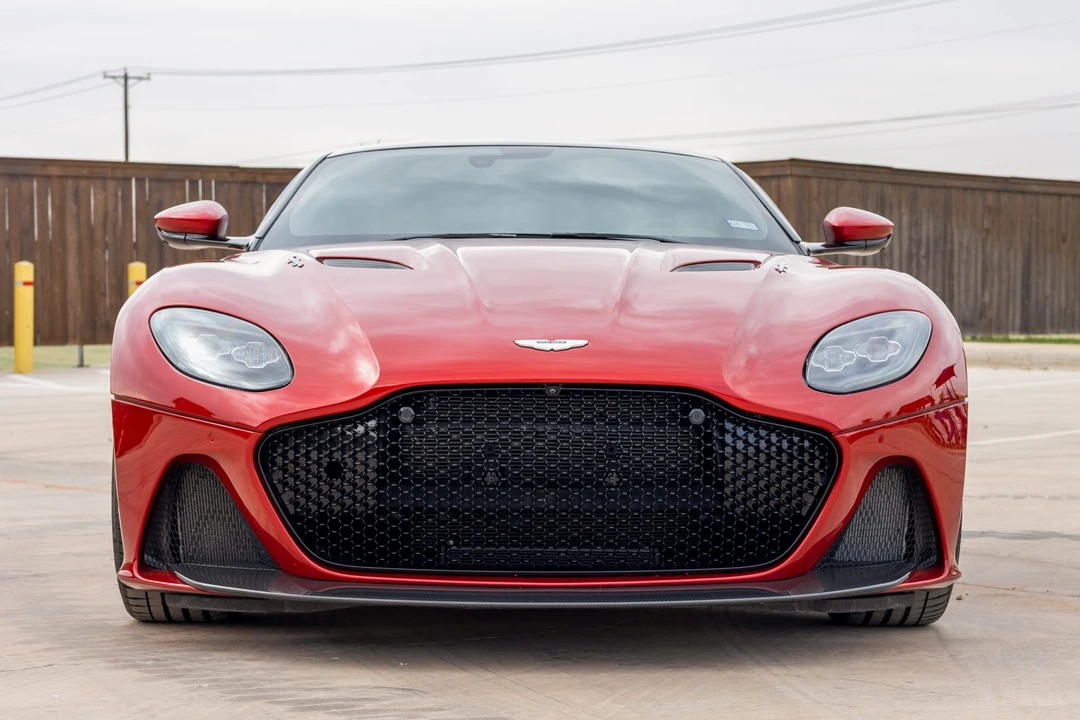 2019 Aston Martin DBS Superleggera - Image 3 of 31