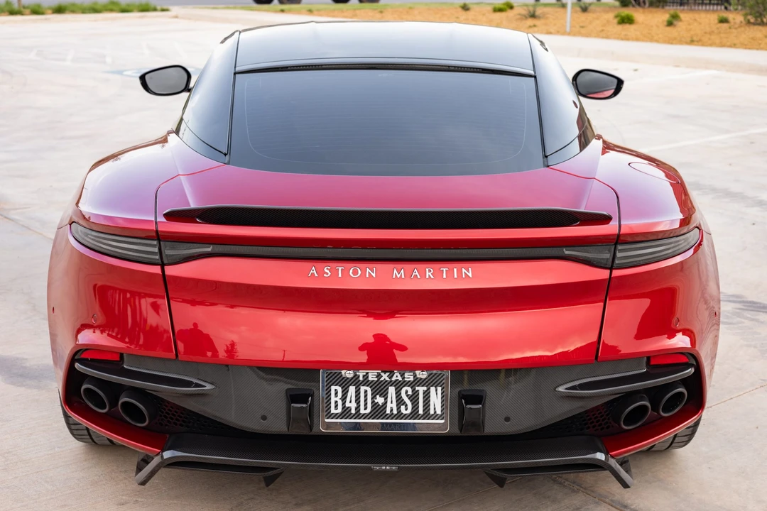 2019 Aston Martin DBS Superleggera - Image 7 of 31
