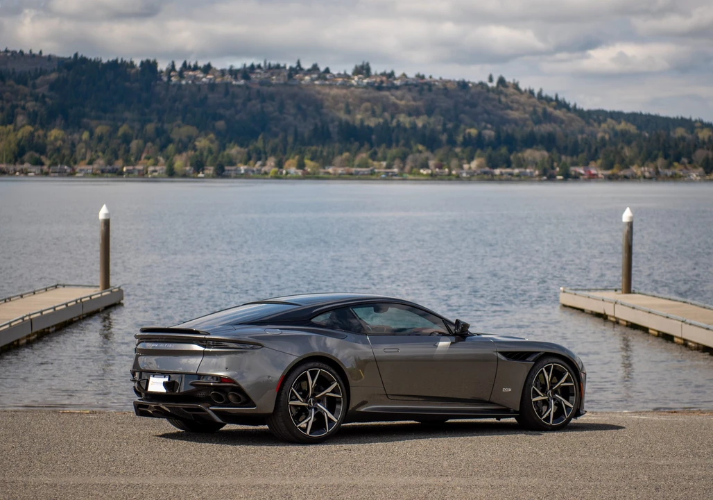 2019 Aston Martin DBS Superleggera - Image 5 of 31