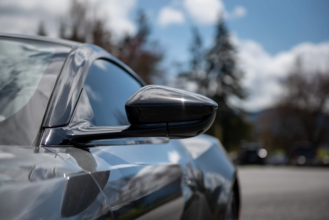2019 Aston Martin DBS Superleggera - Image 30 of 31