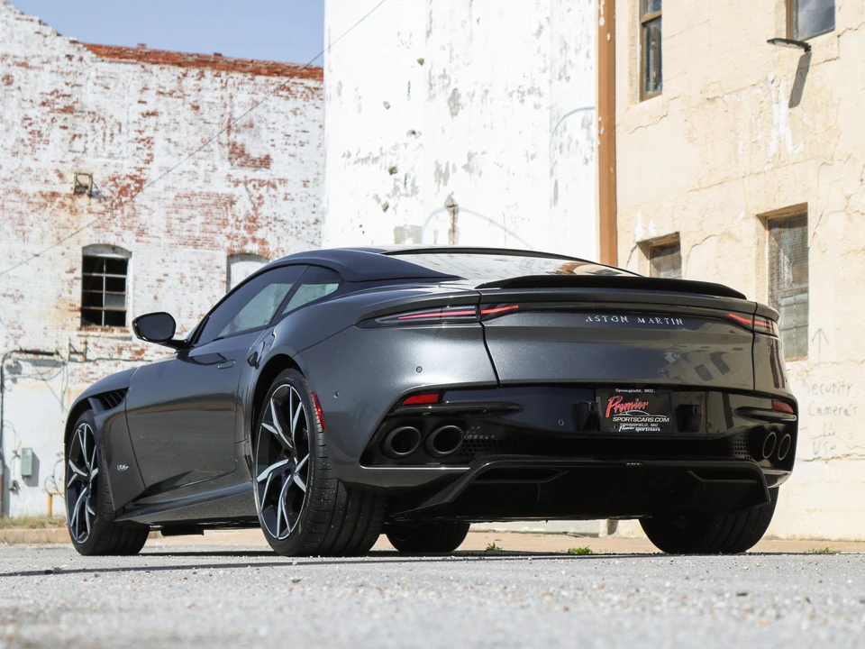 2019 Aston Martin DBS Superleggera - Image 15 of 31