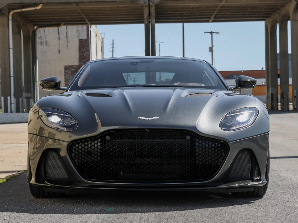 2019 Aston Martin DBS Superleggera - Image 8 of 31