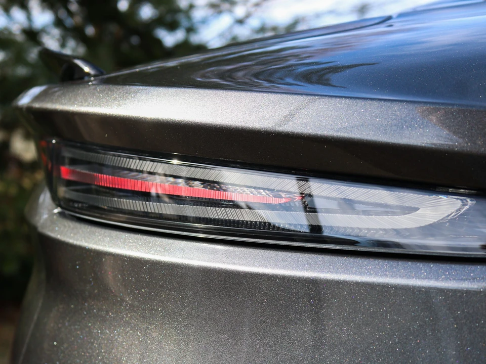 2019 Aston Martin DBS Superleggera - Image 29 of 31