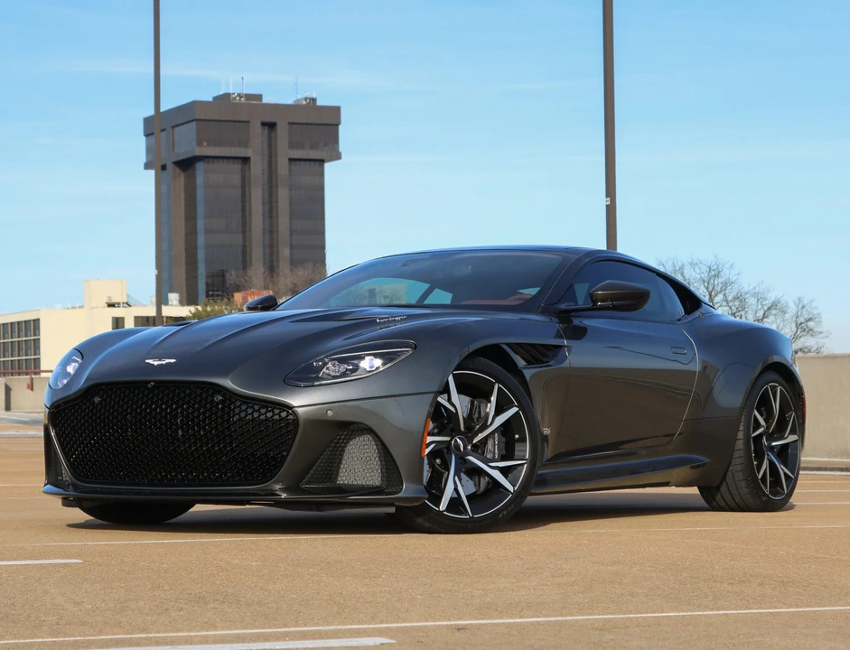 2019 Aston Martin DBS Superleggera - Image 3 of 31