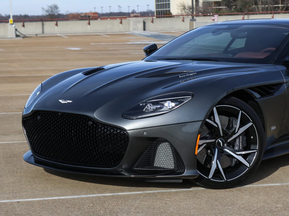 2019 Aston Martin DBS Superleggera - Image 20 of 31