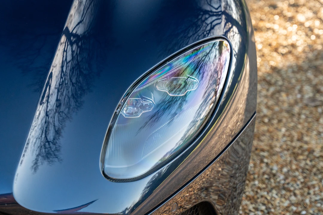 2019 Aston Martin DBS Superleggera - Image 27 of 31
