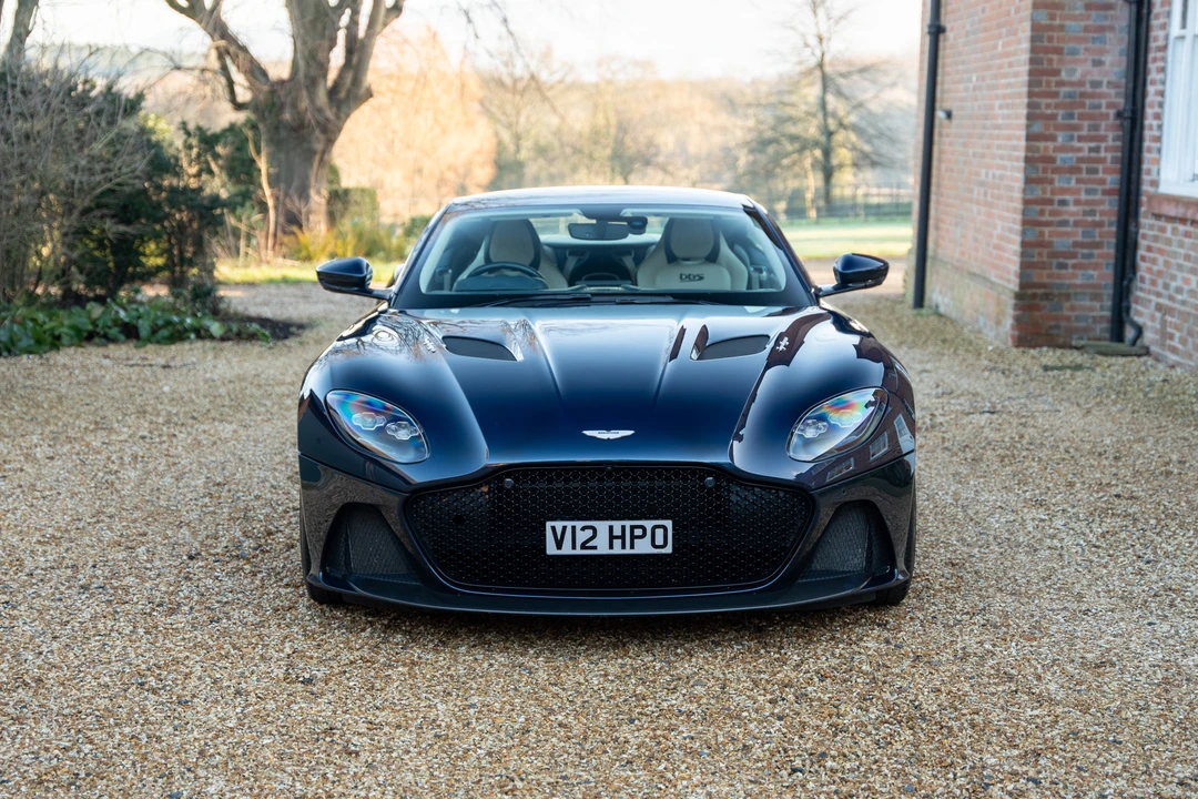 2019 Aston Martin DBS Superleggera - Image 2 of 31