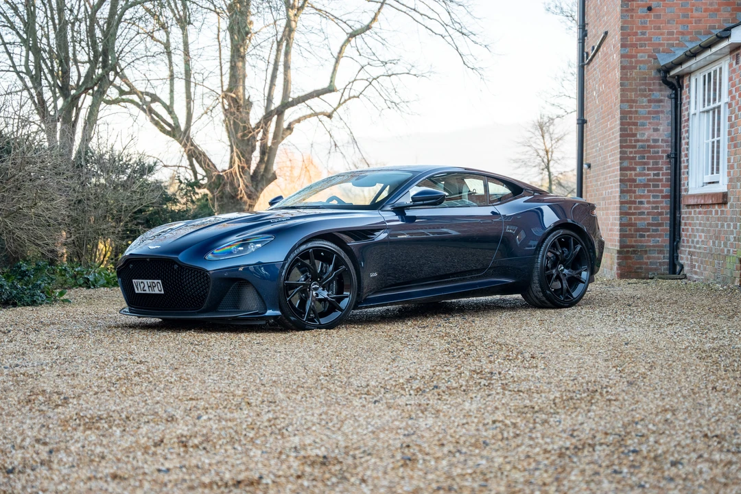 2019 Aston Martin DBS Superleggera - Image 12 of 31