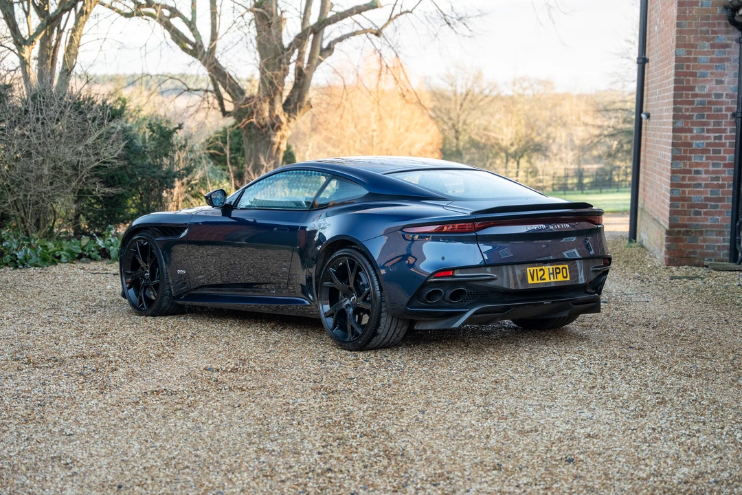 2019 Aston Martin DBS Superleggera - Image 7 of 31