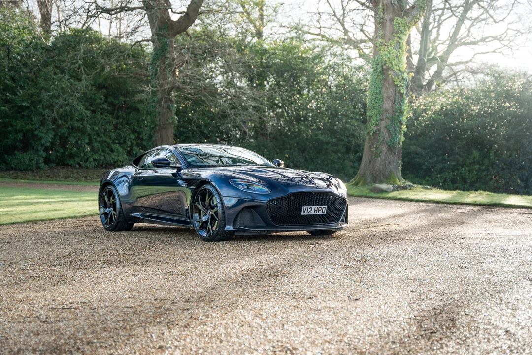2019 Aston Martin DBS Superleggera - Image 22 of 31