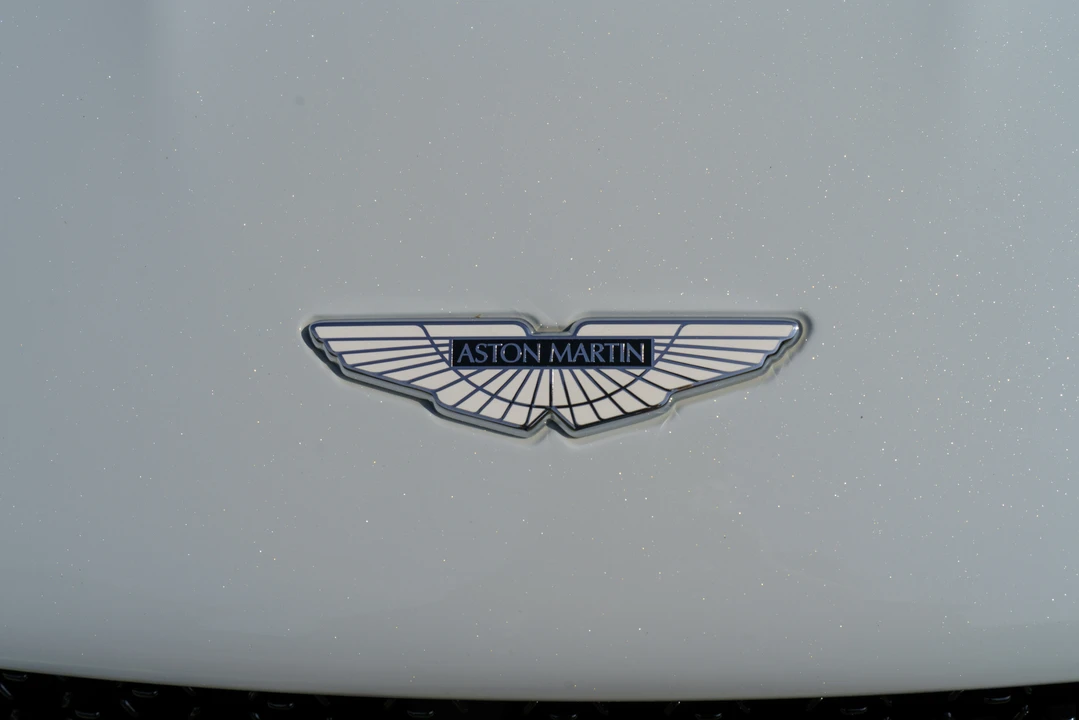 2019 Aston Martin DBS Superleggera - Image 21 of 31