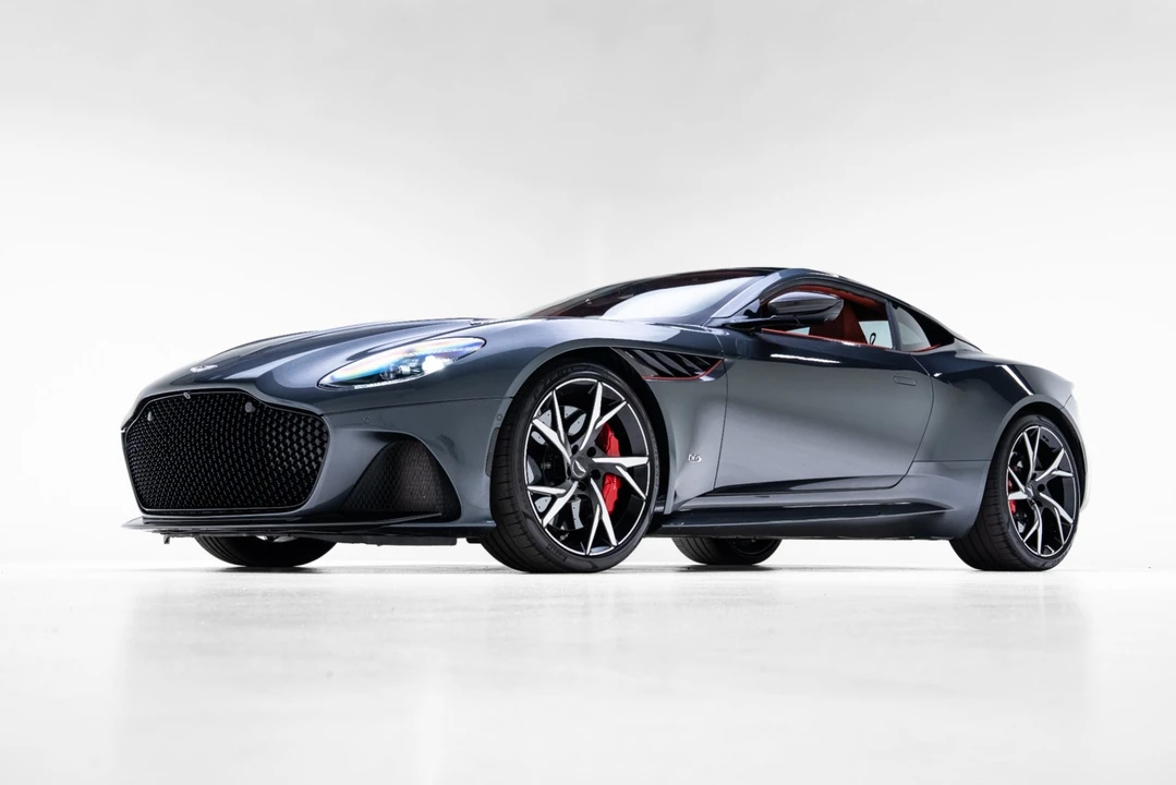 2019 Aston Martin DBS Superleggera - Image 7 of 21