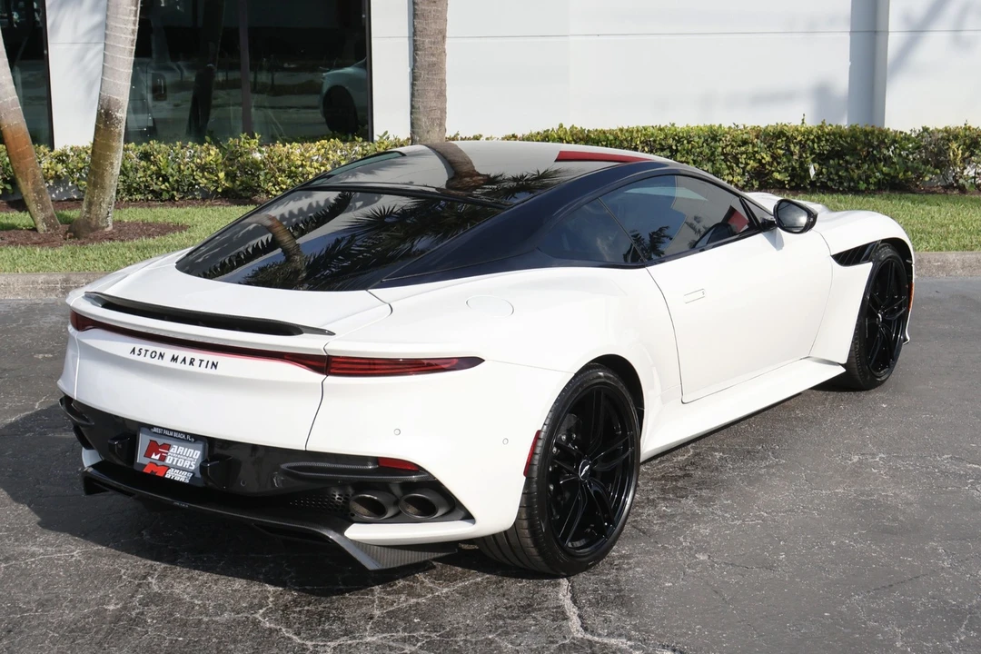 2019 Aston Martin DBS Superleggera - Image 30 of 31