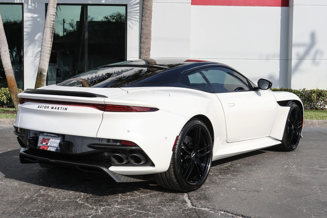 2019 Aston Martin DBS Superleggera - Image 31 of 31
