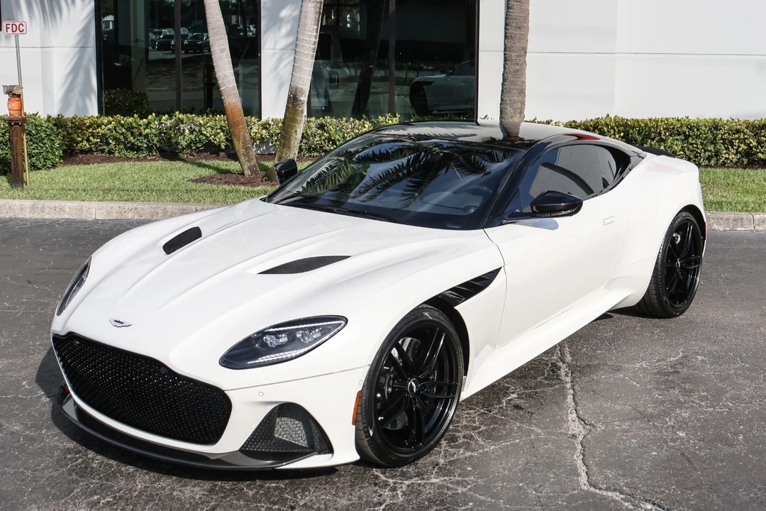 2019 Aston Martin DBS Superleggera - Image 21 of 31