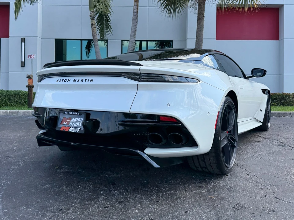 2019 Aston Martin DBS Superleggera - Image 20 of 21