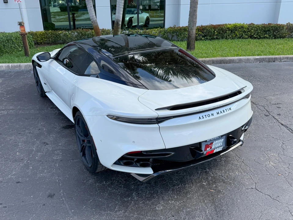 2019 Aston Martin DBS Superleggera - Image 15 of 21
