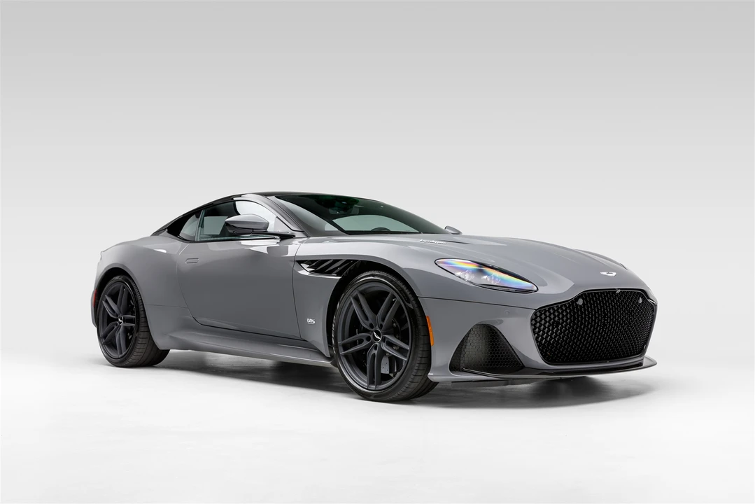 2019 Aston Martin DBS Superleggera - Image 15 of 31