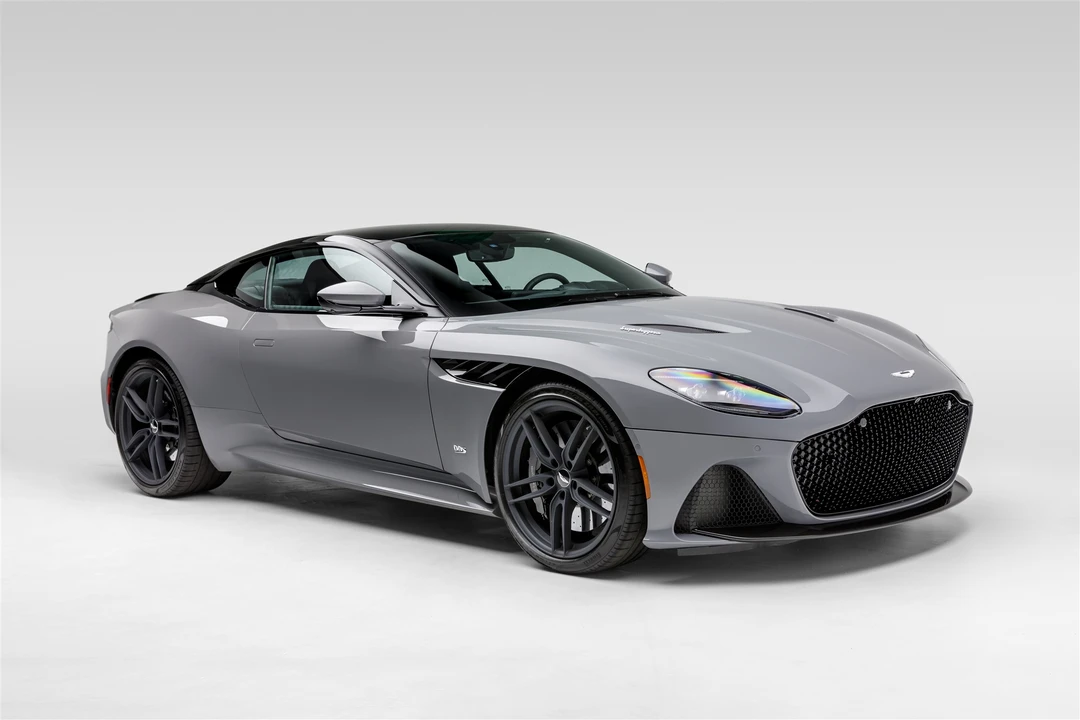 2019 Aston Martin DBS Superleggera - Image 14 of 31