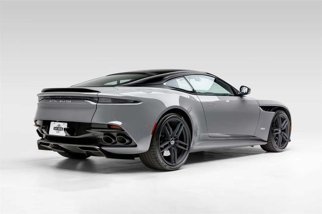 2019 Aston Martin DBS Superleggera - Image 12 of 31
