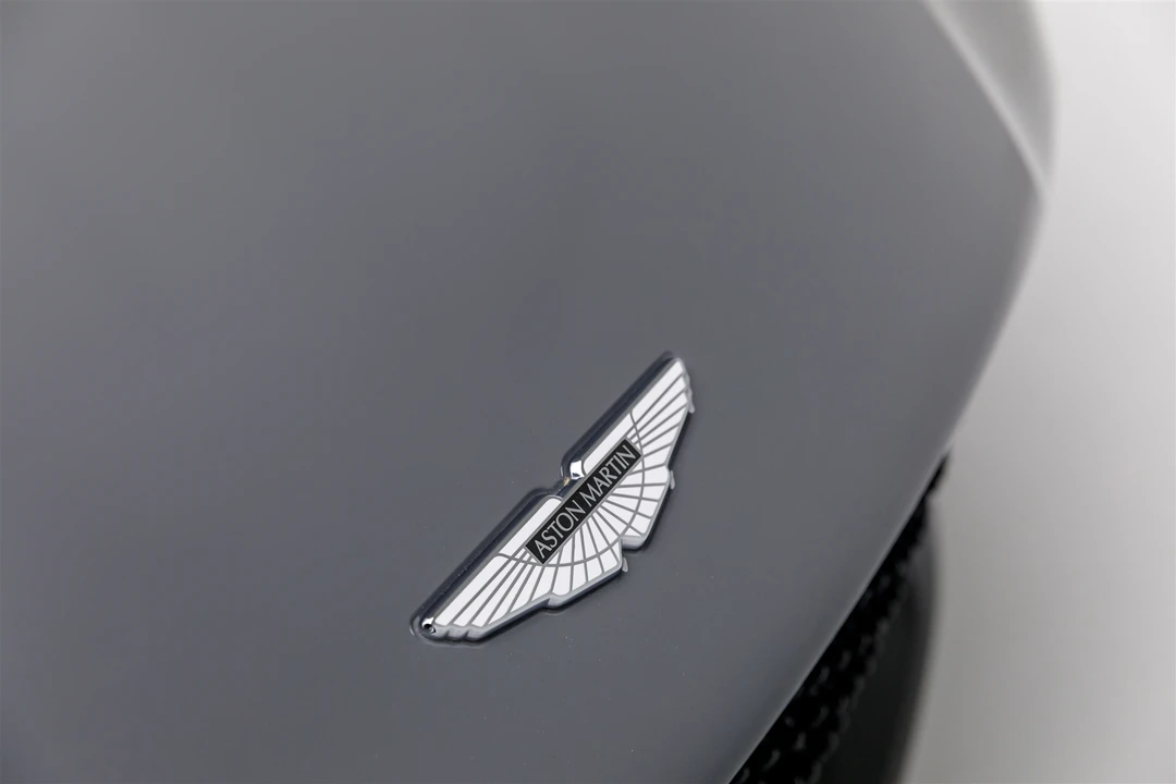 2019 Aston Martin DBS Superleggera - Image 19 of 31