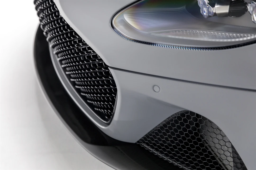 2019 Aston Martin DBS Superleggera - Image 16 of 31