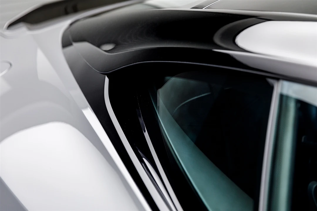 2019 Aston Martin DBS Superleggera - Image 31 of 31