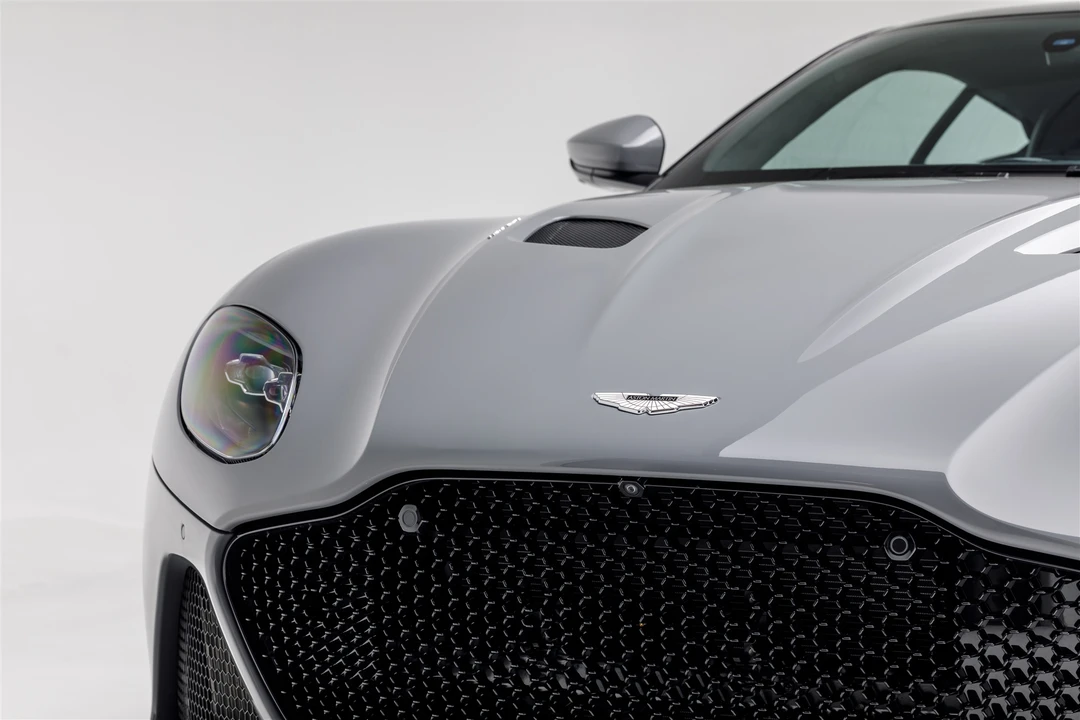2019 Aston Martin DBS Superleggera - Image 18 of 31
