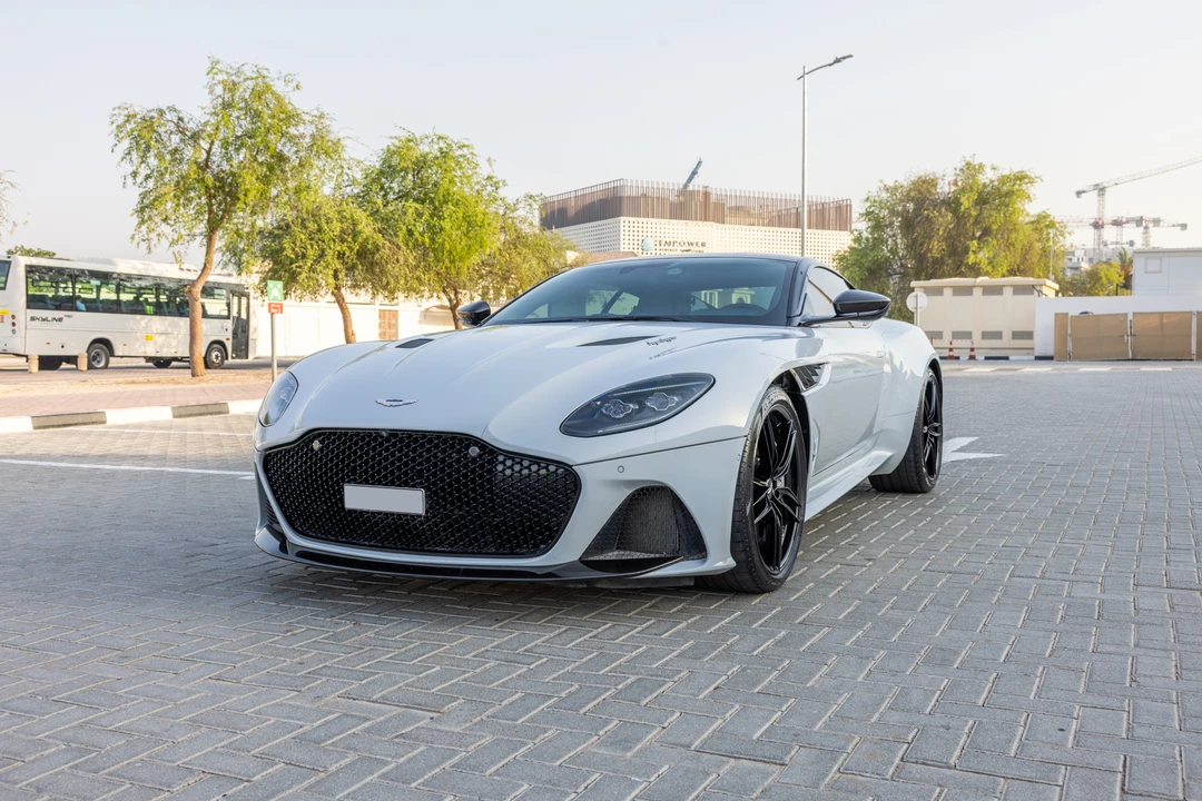 2019 Aston Martin DBS Superleggera - Image 3 of 31