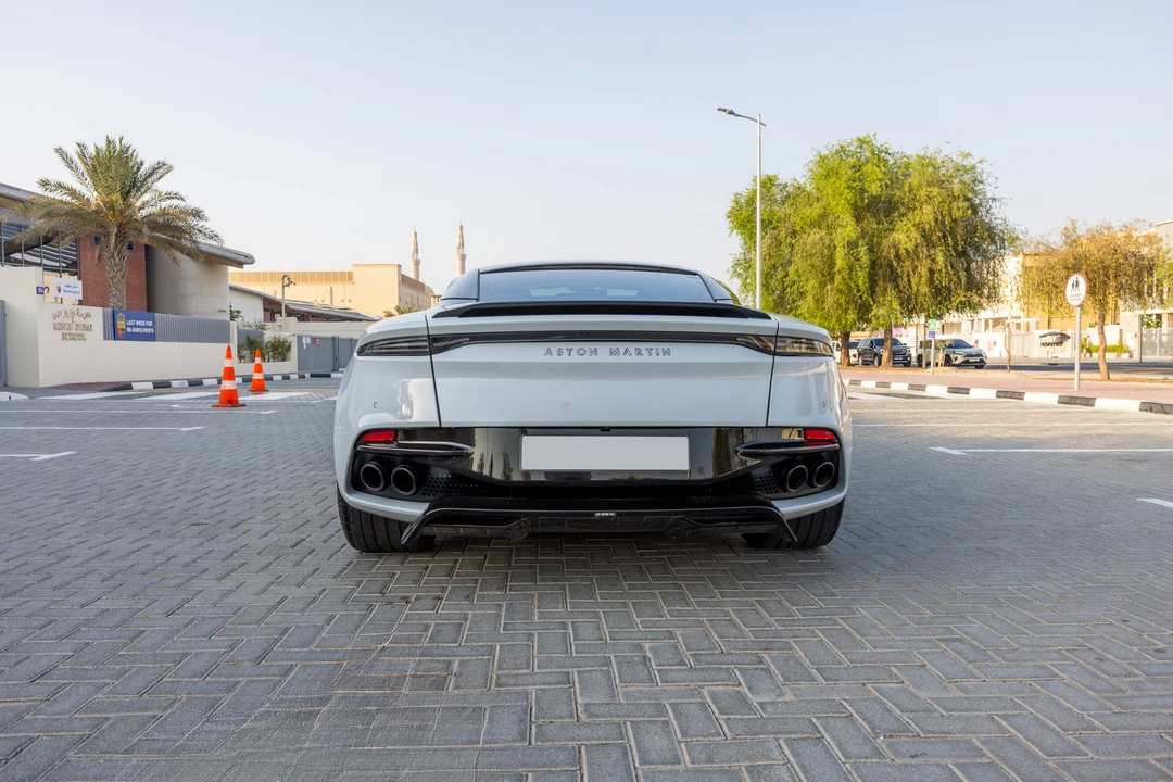 2019 Aston Martin DBS Superleggera - Image 6 of 31