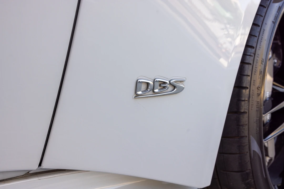 2019 Aston Martin DBS Superleggera - Image 30 of 31