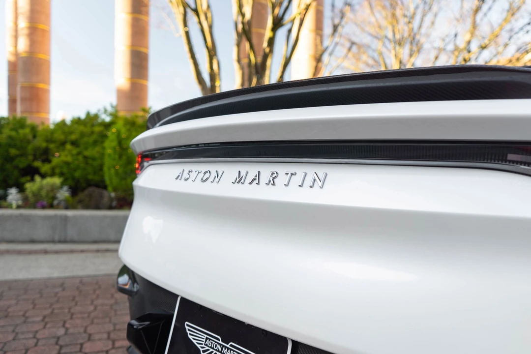 2019 Aston Martin DBS Superleggera - Image 6 of 21