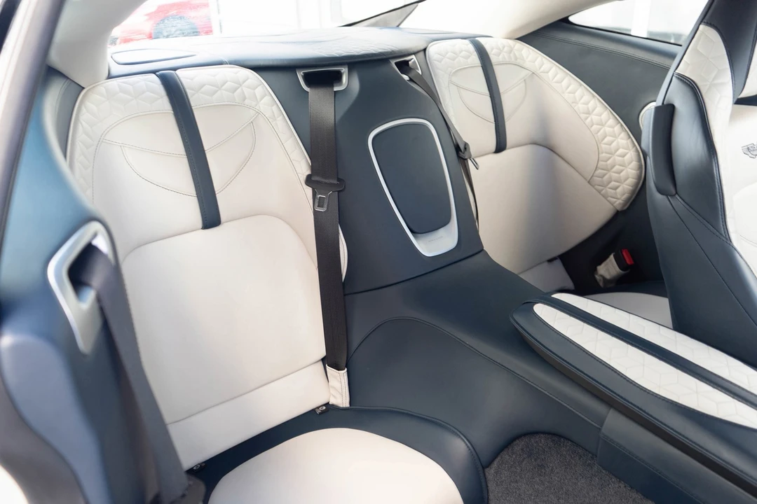 2019 Aston Martin DBS Superleggera - Image 31 of 31