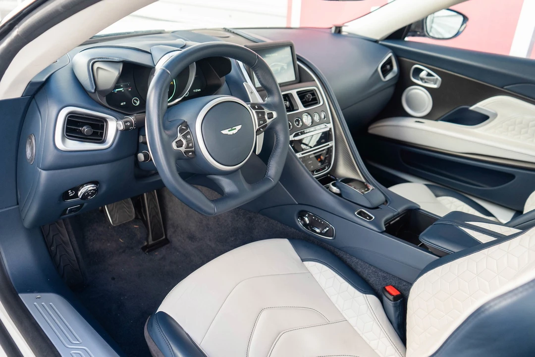 2019 Aston Martin DBS Superleggera - Image 2 of 21