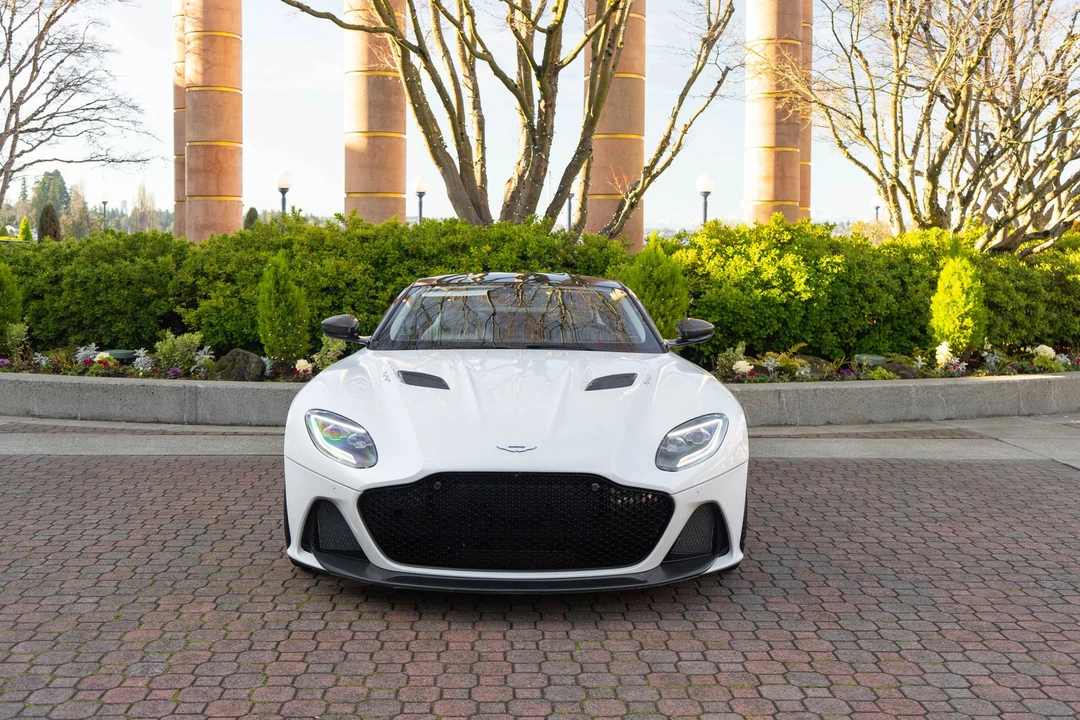 2019 Aston Martin DBS Superleggera - Image 5 of 21