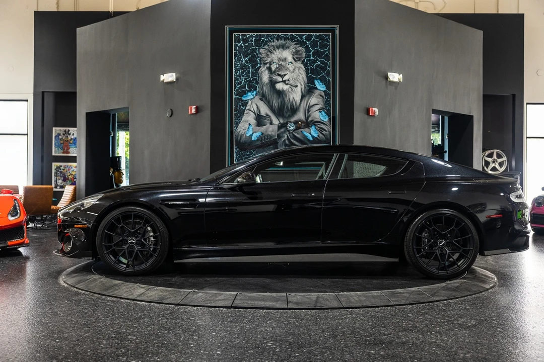 2019 Aston Martin Rapide - Image 6 of 12