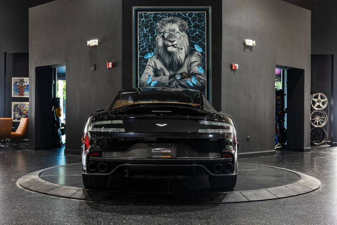 2019 Aston Martin Rapide - Image 8 of 12