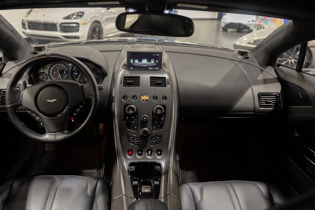 2019 Aston Martin Rapide - Image 2 of 12