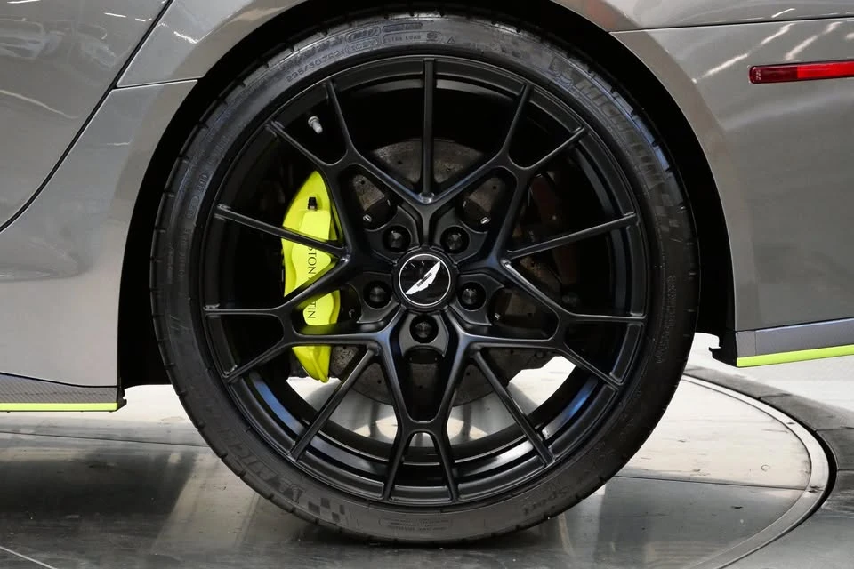 2019 Aston Martin Rapide - Image 7 of 15