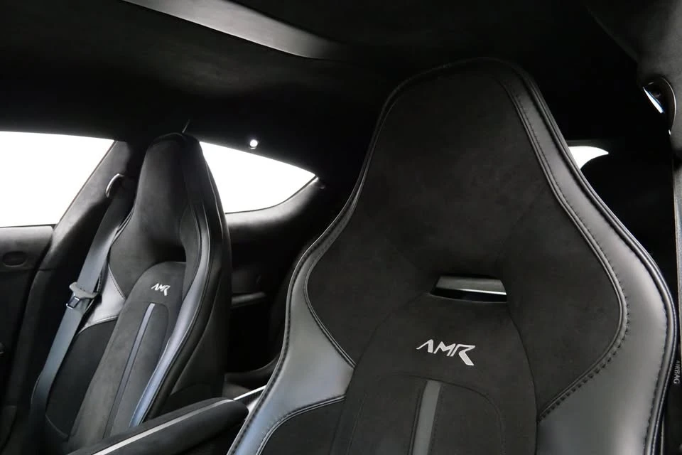 2019 Aston Martin Rapide - Image 14 of 15