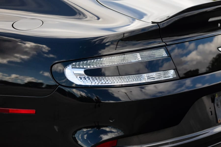 2019 Aston Martin Rapide - Image 13 of 31