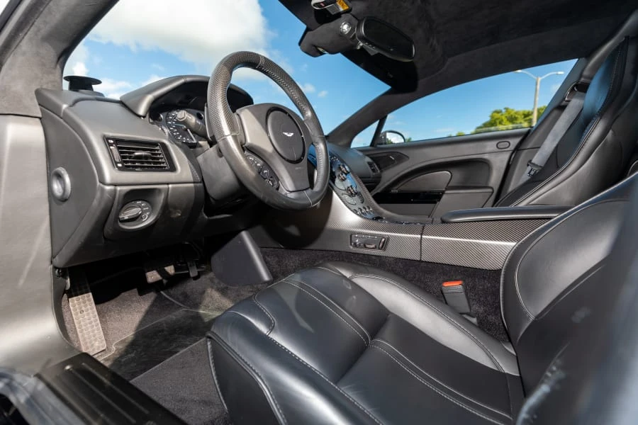 2019 Aston Martin Rapide - Image 20 of 31