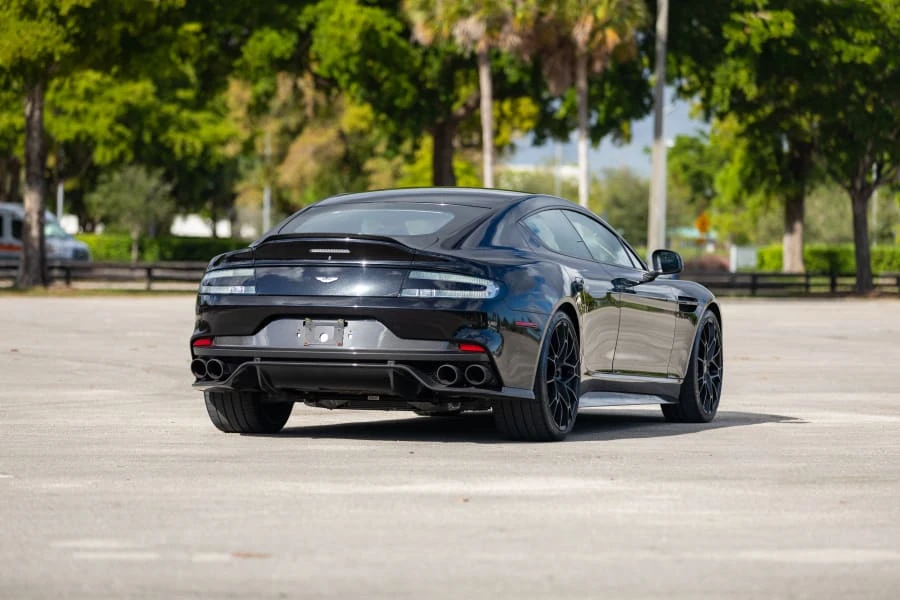 2019 Aston Martin Rapide - Image 3 of 31