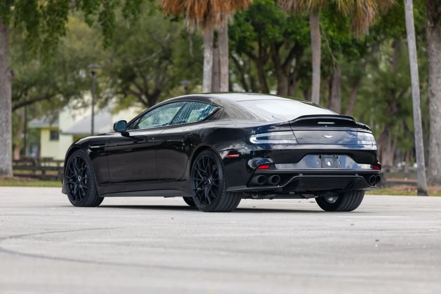 2019 Aston Martin Rapide - Image 7 of 31