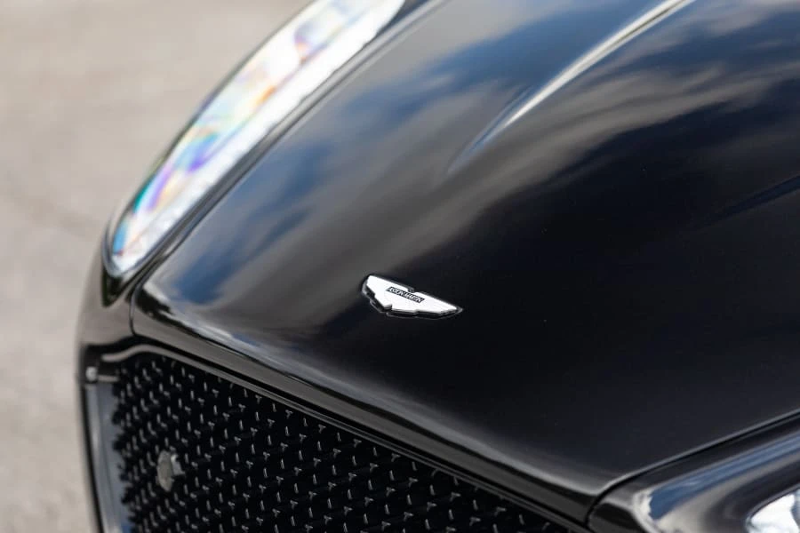 2019 Aston Martin Rapide - Image 10 of 31